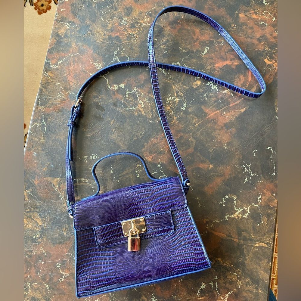 Forever 21 Faux Leather Blue Crossbody Purse Bag